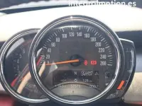 Usado Mini Cooper 136 CV (100 kW) 2019 Rojo Utilitario