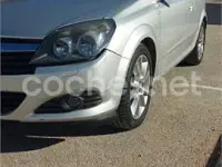 Usado Opel Astra GTC Sport 100 CV (73 kW) 2006 Gris / plata Berlina