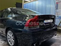 Usado Volvo S60 Momentum 170 CV (125 kW) 2005 Negro Berlina