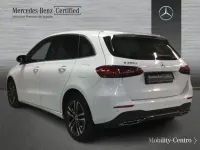 Usado Mercedes B250 163 CV (119 kW) 2024 Blanco digital Monovolumen