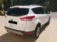 Usado Ford Kuga Titanium 140 HP (102 kW) 2014 Branco SUV