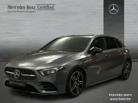 Usado Mercedes A180 AMG line 116 CV (85 kW) 2019 Gris / plata Berlina