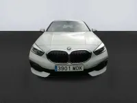 Usado BMW 118 Comfort Edition 150 CV (110 kW) 2023 Blanco Utilitario