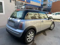 Usado Mini ONE 90 CV (66 kW) 2002 Gris / plata Utilitario