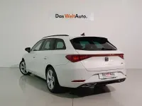 Usado Seat Leon FR 110 CV (80 kW) 2024 Blanco