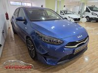 Usado Kia Ceed 120 CV (88 kW) 2023 Azul Utilitario