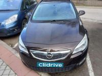 Usado Opel Astra Excellence 110 CV (80 kW) 2012 Marrón Familiar