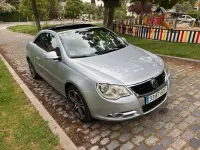 Usado VW Eos Individual 140 CV (102 kW) 2008 Plateado Descapotable
