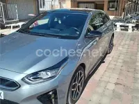 Usado Kia ProCeed GT-Line 136 CV (100 kW) 2020 Gris / plata Familiar