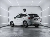 Usado Ford Kuga ST-Line X 150 CV (110 kW) 2020 Blanco SUV