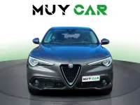 Usado Alfa Romeo Stelvio Executive 180 CV (132 kW) 2018 Gris SUV