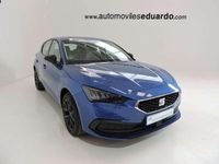 Usado Seat Leon Style 105 CV (77 kW) 2024 Azul Utilitario