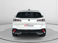 Usado Peugeot 308 SW Allure 131 CV (96 kW) 2025 Blanco Familiar
