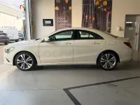Usado Mercedes CLA220 177 CV (130 kW) 2017 Blanco Berlina