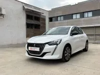 Usado Peugeot 208 Active 101 CV (74 kW) 2023 Blanco Utilitario