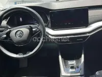 Usado Skoda Octavia Ambition 150 CV (110 kW) 2023 Gris / plata Familiar