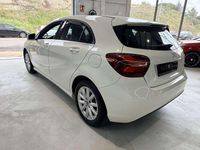Usado Mercedes A180 109 CV (80 kW) 2017 Blanco Berlina