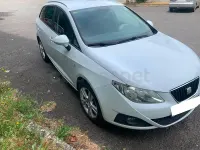 Usado Seat Ibiza ST Copa 105 CV (77 kW) 2012 Blanco Familiar