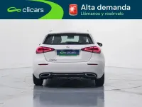Usado Mercedes A180 116 CV (85 kW) 2021 Blanco Berlina