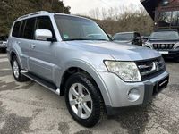 Usado Mitsubishi Montero Intense 170 CV (125 kW) 2007 Gris / plata SUV