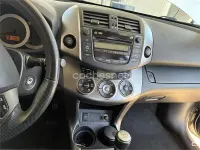 Usado Toyota RAV4 Advance 150 CV (110 kW) 2010 Gris / plata SUV