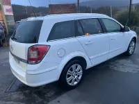 Usado Opel Astra Cosmo ST 110 CV (80 kW) 2011 Blanco Familiar