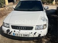 Usado Audi A3 Attraction 110 CV (80 kW) 2001 Blanco Berlina