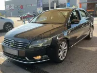 Usado VW Passat Highline 140 CV (102 kW) 2013 Azul Berlina