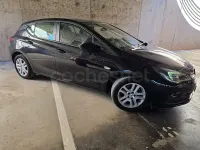 Usado Opel Astra Excellence 110 CV (80 kW) 2016 Negro Berlina