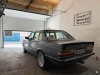 Usado BMW 528 184 CV (135 kW) 1981 Azul Berlina