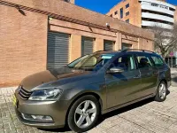 Usado VW Passat Advance 105 CV (77 kW) 2012 Gris / plata Familiar