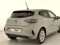 Usado Renault Clio V Evolution 100 CV (73 kW) 2025 Blanco Berlina