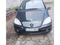 Usado Mercedes A180 Avantgarde 109 CV (80 kW) 2010 Negro Monovolumen