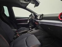 Usado Seat Ibiza FR 115 CV (84 kW) 2025 Blanco Utilitario