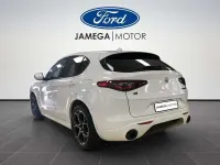 Usado Alfa Romeo Stelvio Veloce 209 CV (153 kW) 2021 Blanco SUV
