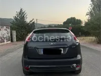 Usado Ford Focus Trend 115 CV (84 kW) 2009 Negro Berlina