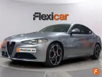 Usado Alfa Romeo Giulia Sprint 200 CV (147 kW) 2021 Gris Berlina