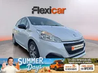 Usado Peugeot 208 Active 101 CV (74 kW) 2019 Blanco Utilitario