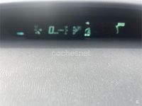 Usado Toyota Prius Executive 136 CV (100 kW) 2014 Azul Berlina