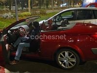 Usado Renault Mégane Cabriolet Dynamique 120 CV (88 kW) 2005 Granate Descapotable