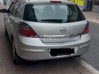 Usado Opel Astra Enjoy 105 CV (77 kW) 2007 Gris / plata Berlina