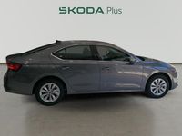 Nuevo Skoda Octavia Selection 116 CV (85 kW) 2025 Gris Berlina