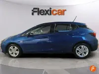 Usado Opel Astra 110 CV (80 kW) 2020 Azul Berlina
