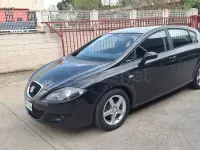 Usado Seat Leon Sport 102 CV (75 kW) 2005 Negro Utilitario