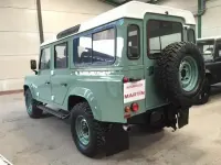 Usado Land Rover Defender S 122 CV (89 kW) 2015 Verde Familiar