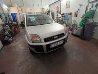 Usado Ford Fusion Futura 68 CV (50 kW) 2009 Gris / plata Utilitario