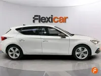 Usado Seat Leon FR 150 CV (110 kW) 2022 Blanco Berlina