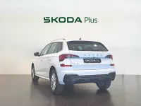 Usado Skoda Kamiq Selection 115 CV (84 kW) 2025 Blanco SUV