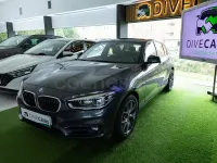 Usado BMW 120 Comfort Edition 184 CV (135 kW) 2018 Gris / plata Utilitario