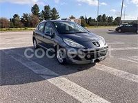 Usado Peugeot 207 70 CV (51 kW) 2010 Gris / plata Berlina